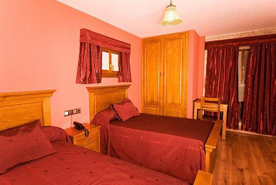 Hotel La Casa Grande Ourense Ruang foto